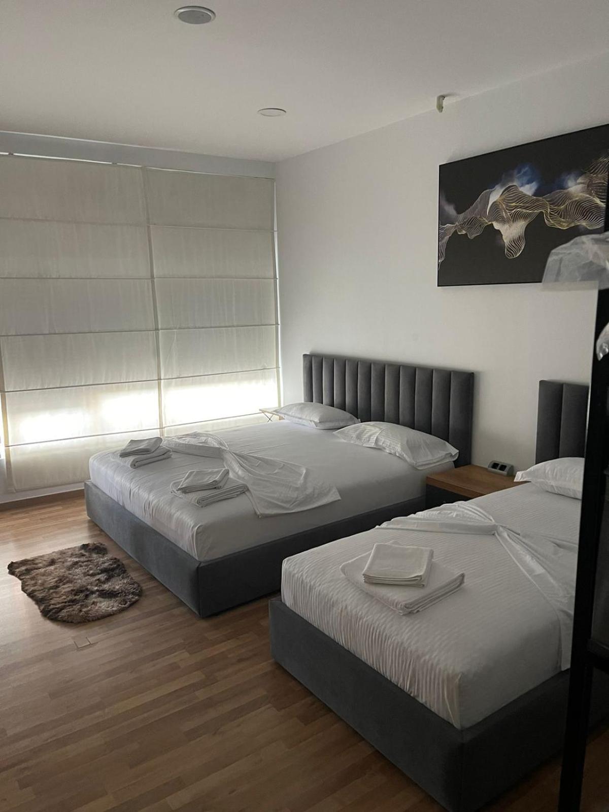 Aries Apartments Sarandë Eksteriør billede