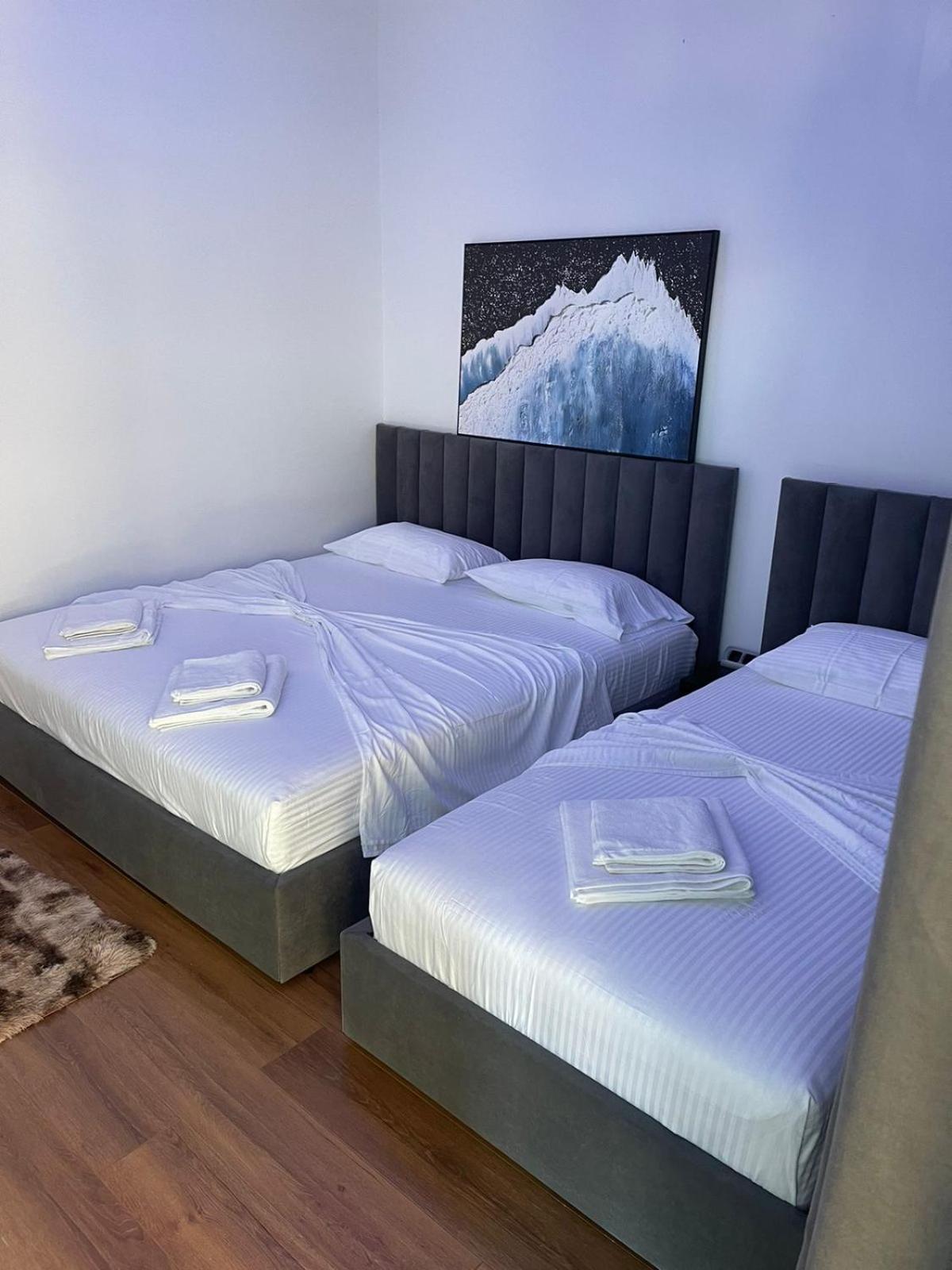 Aries Apartments Sarandë Eksteriør billede