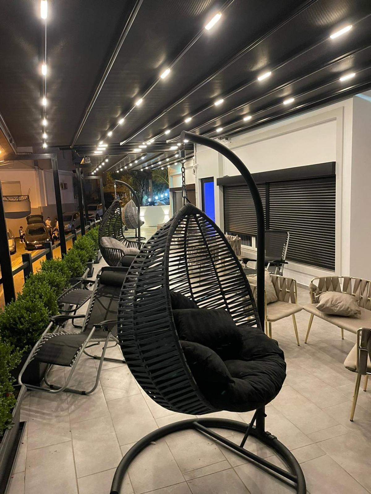 Aries Apartments Sarandë Eksteriør billede