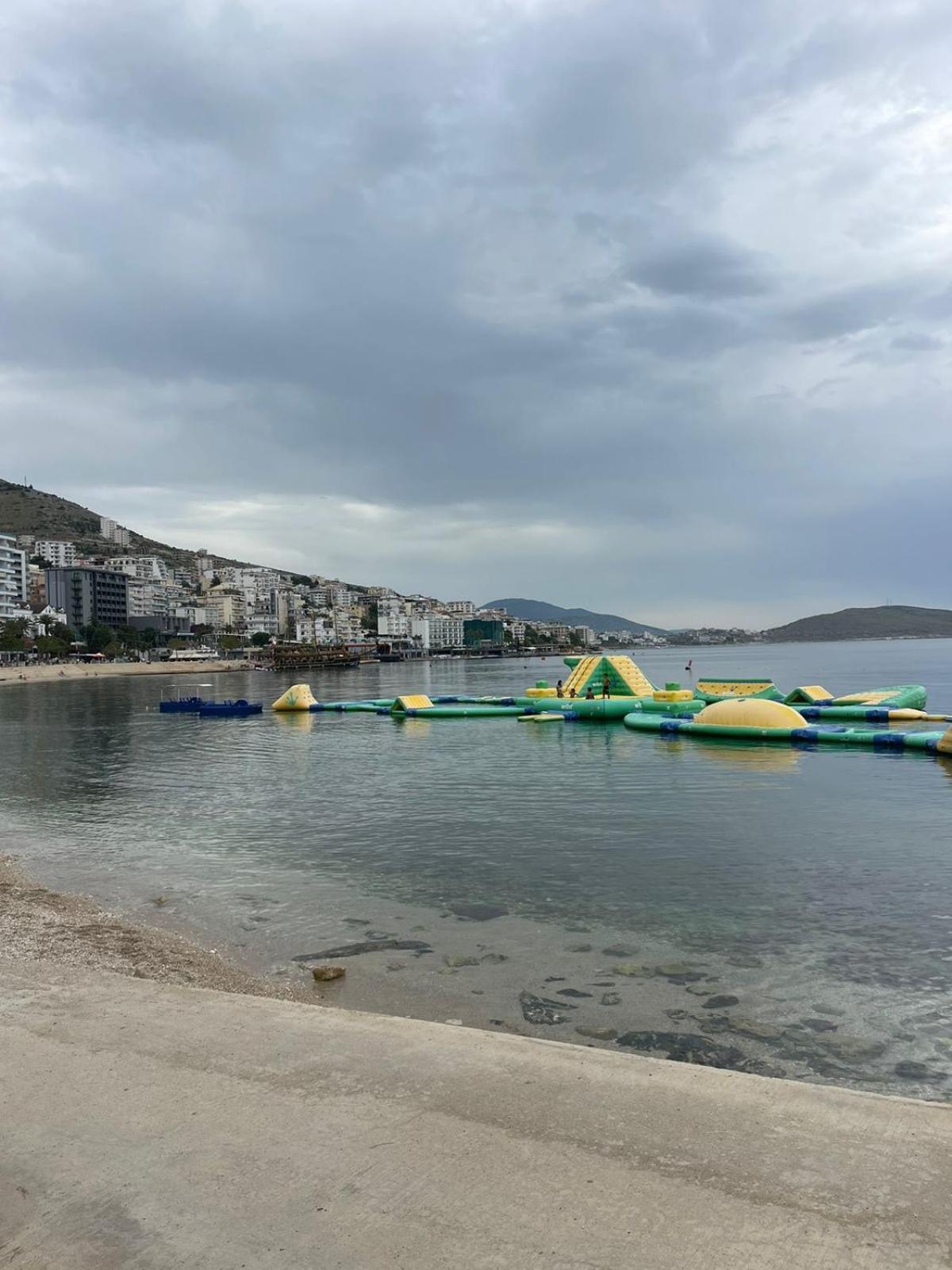 Aries Apartments Sarandë Eksteriør billede
