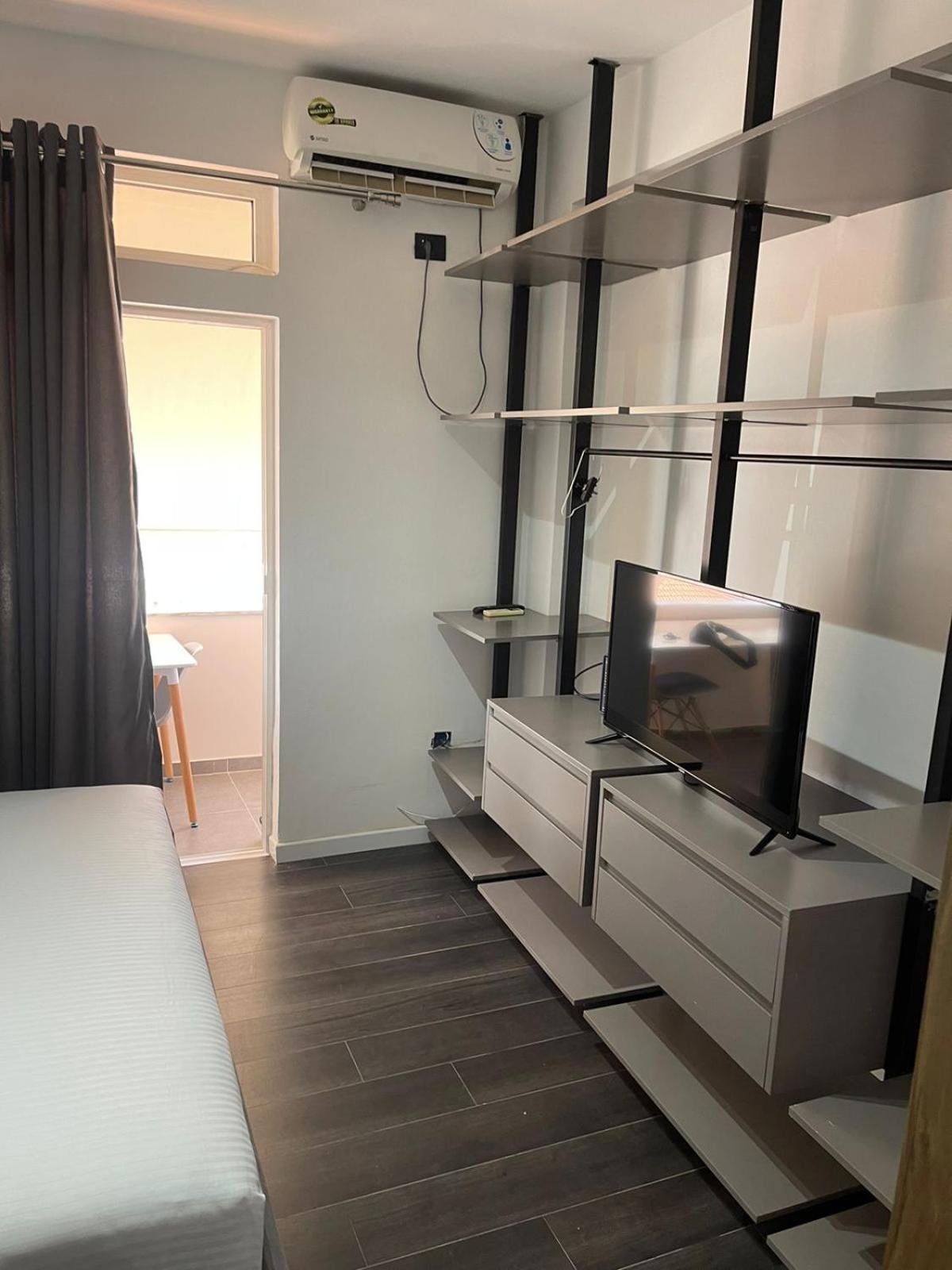 Aries Apartments Sarandë Eksteriør billede