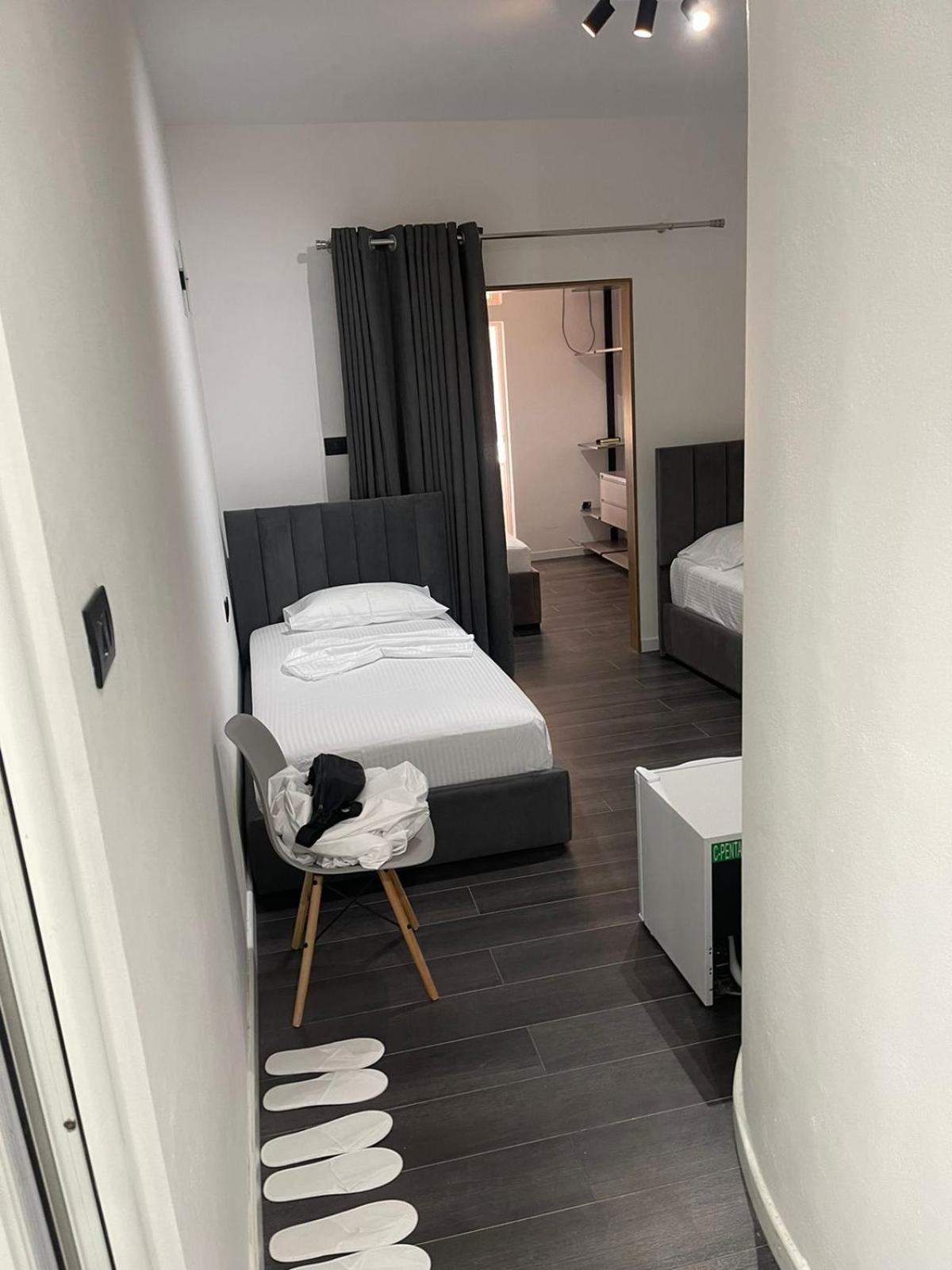Aries Apartments Sarandë Eksteriør billede