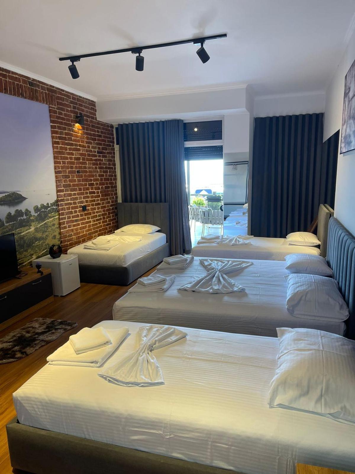 Aries Apartments Sarandë Eksteriør billede