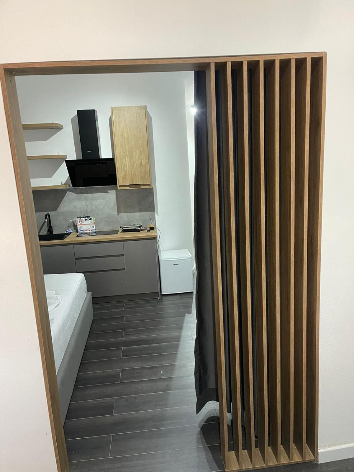 Aries Apartments Sarandë Eksteriør billede