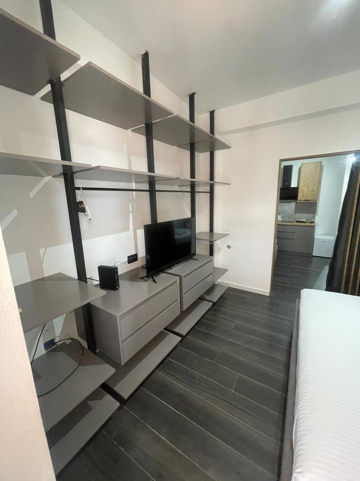 Aries Apartments Sarandë Eksteriør billede