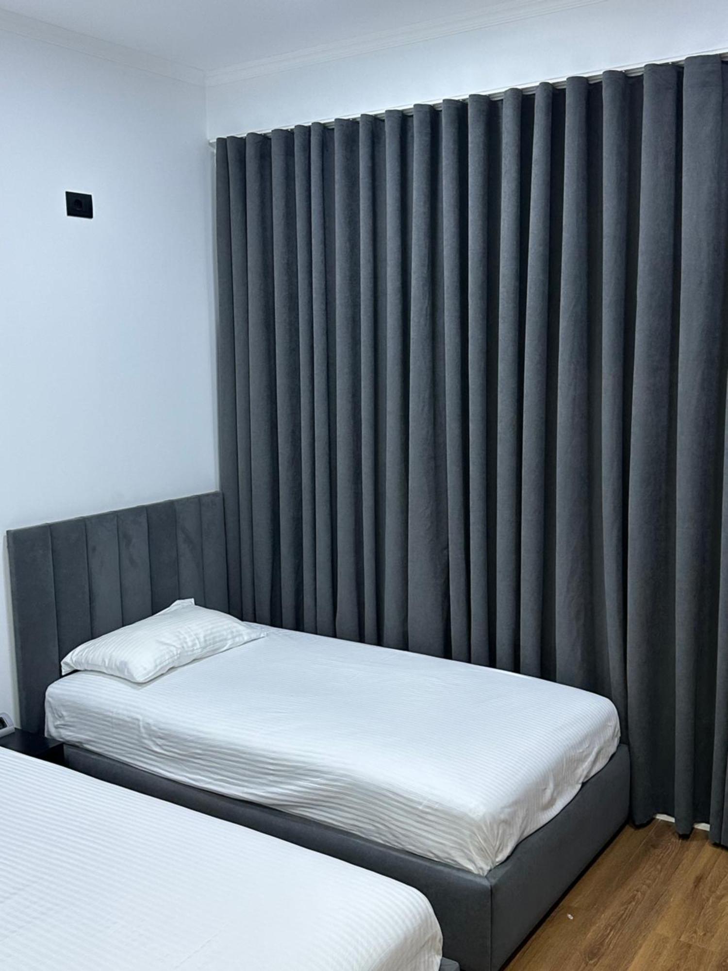 Aries Apartments Sarandë Eksteriør billede
